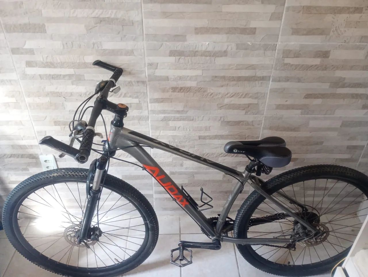 Vende-se essa bike