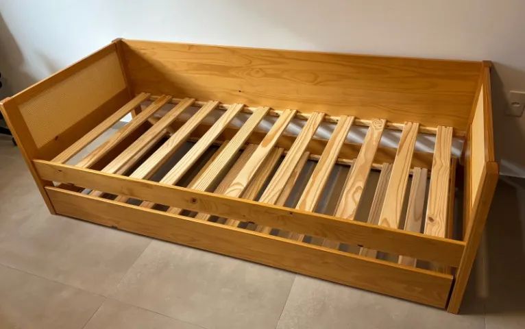 CAMA-SOFÁ COM PALHINHA E COM CAMA INFERIOR TOK STOK - Foto 3