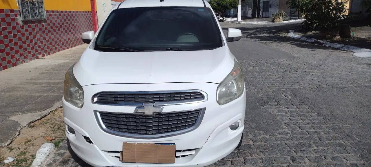 Chevrolet Spin LT 1.8 8V Econo.flex 5P Mec. 2013