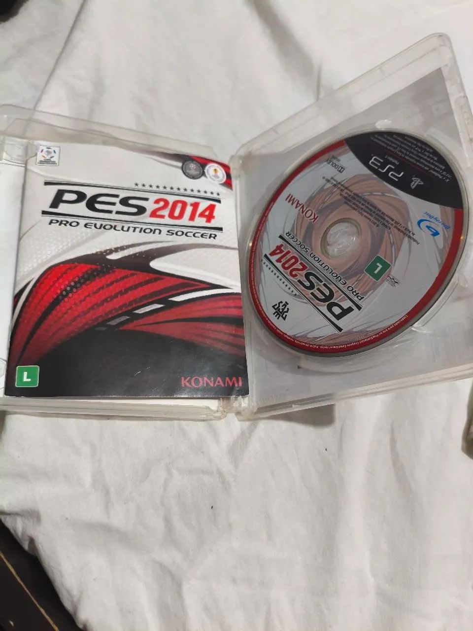 PES 2014 PS3 - Foto 2