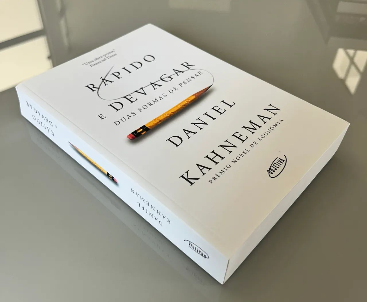 Livro - Rápido e Devagar (Daniel Kahneman) - Foto 3