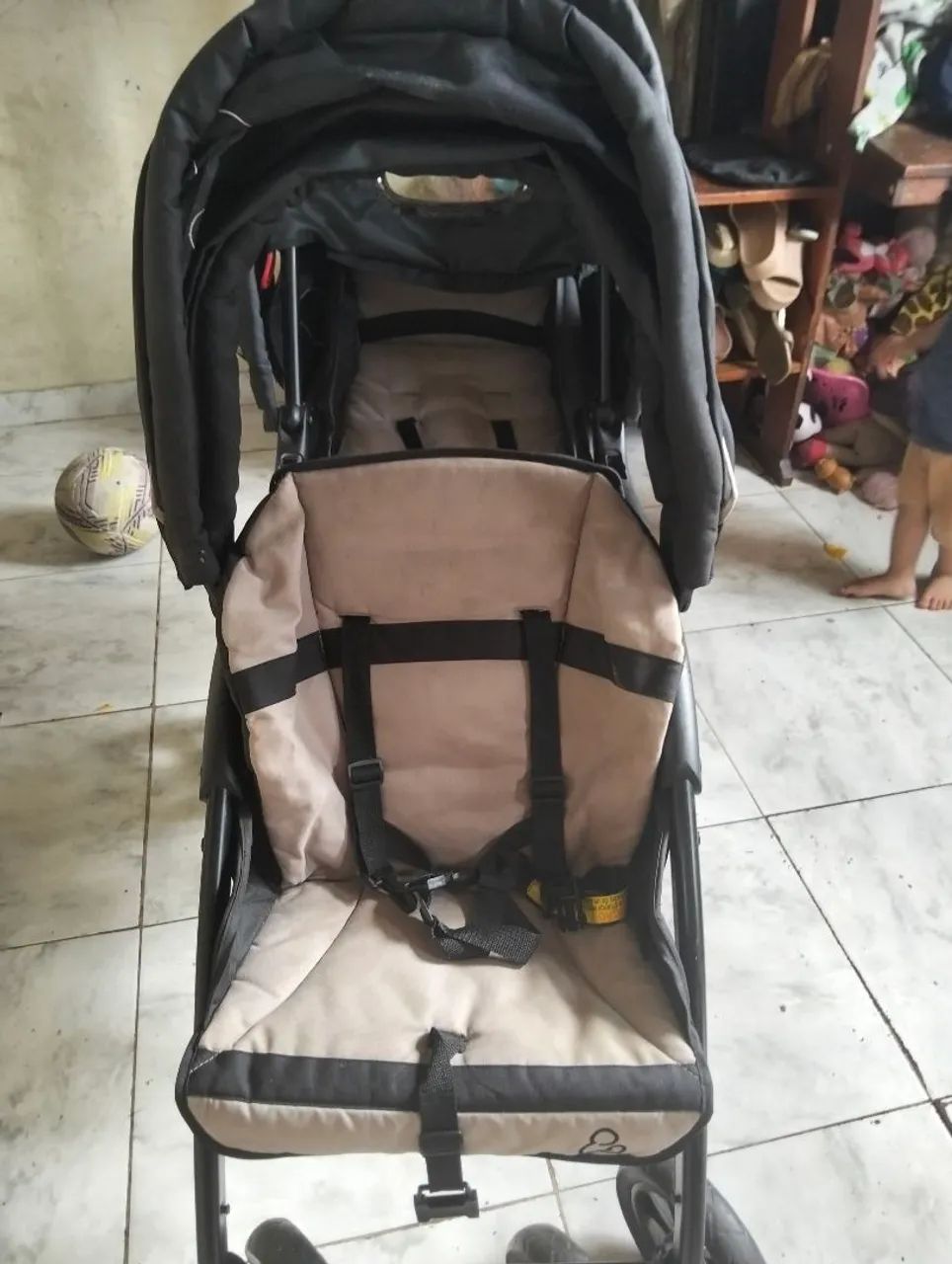 Carrinho de Gêmeos e bebe conforto. - Foto 2