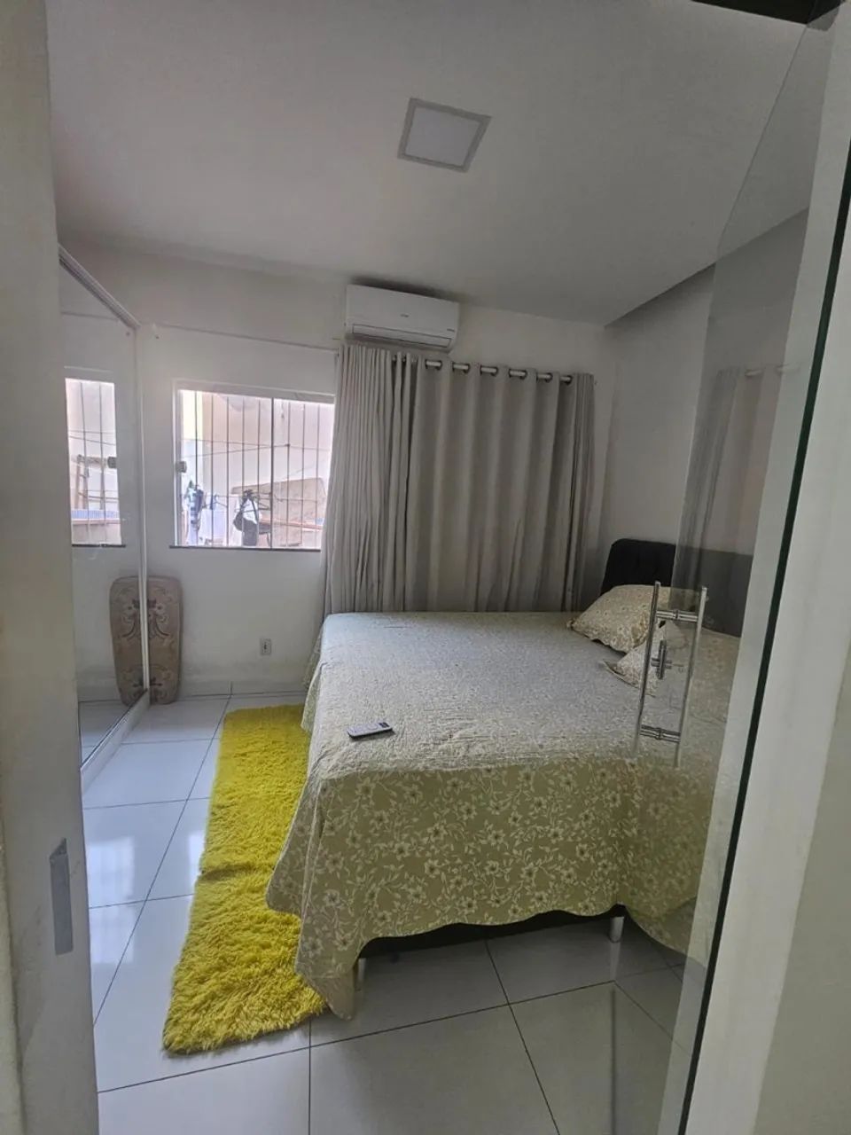 Alugo casa com dois quartos , sendo uma suíte - Foto 4