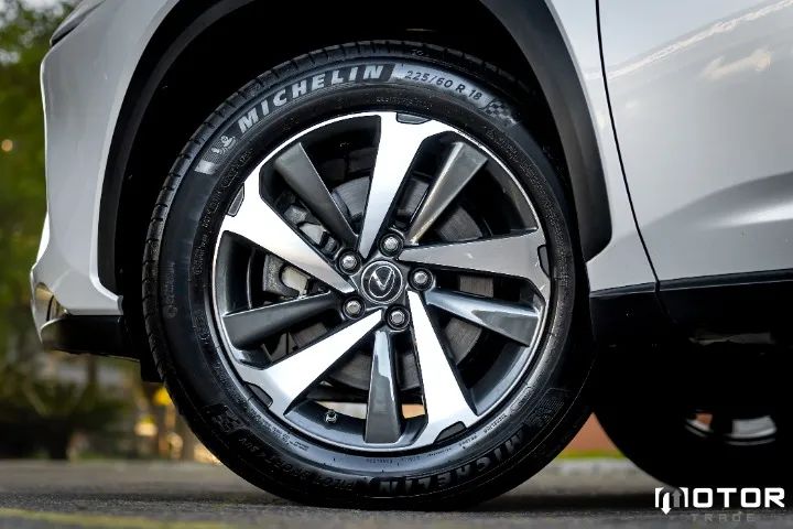 Lexus NX-300 H Luxury 2.5 16V Aut., foto 7 de 20
