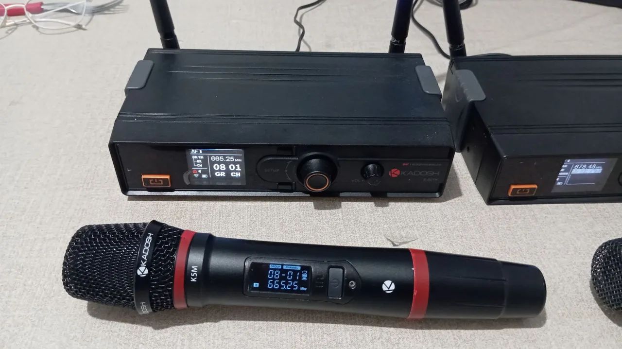Microfone de mão sem fio Kadoshi K-501 - Foto 2