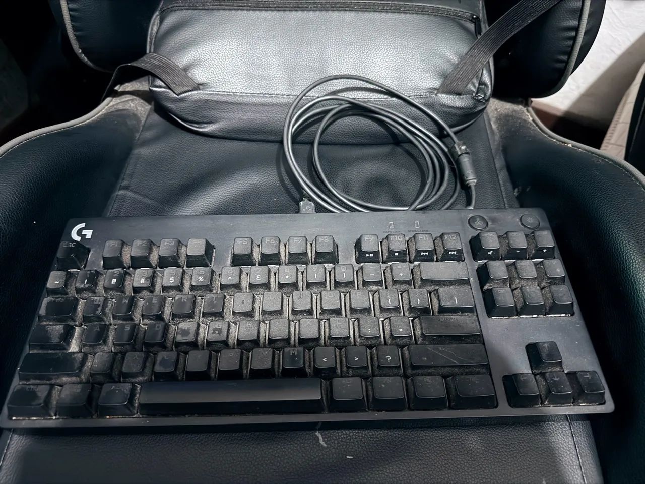 Teclado Mecânico Gamer Logitech G PRO TKL - Foto 2