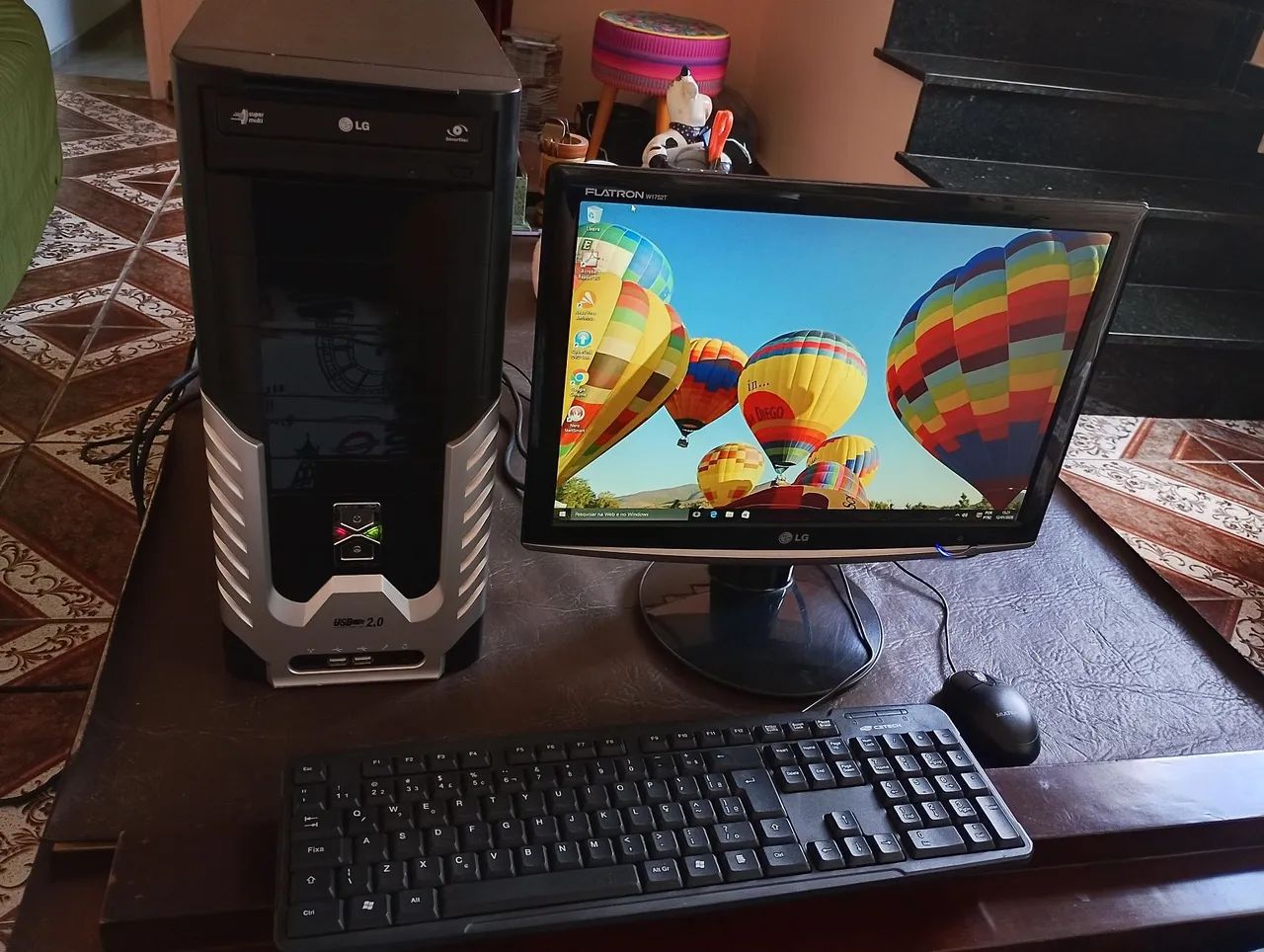 Computador Completo em 3 x de 150 reais.