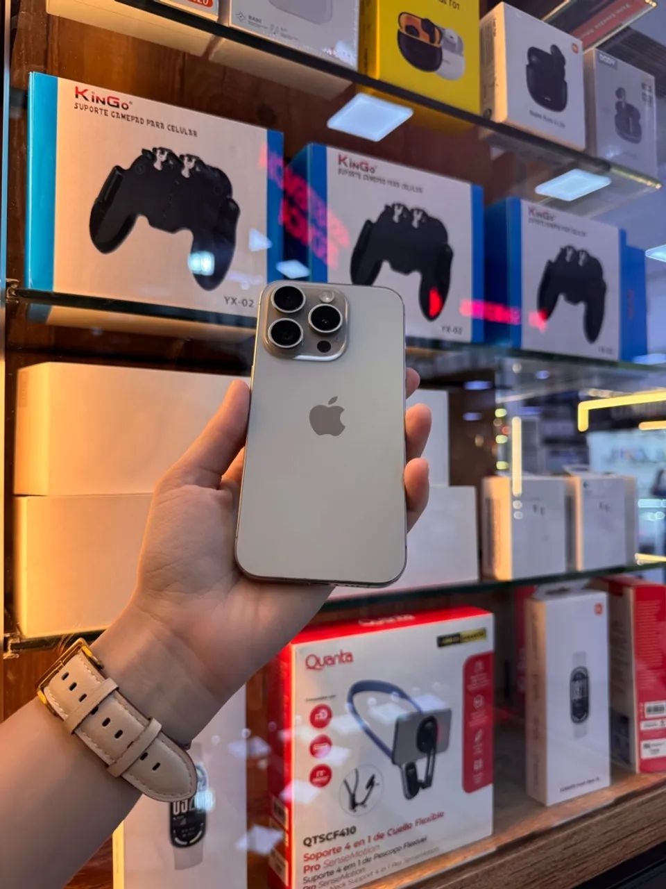 IPHONE 15 PRO 128GB BATERIA EM 80%