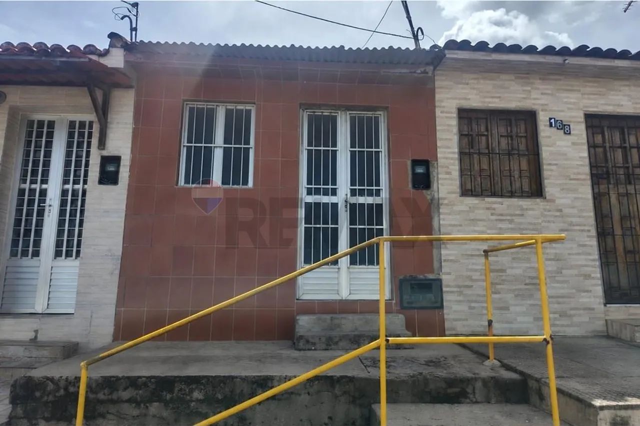 Casa Ideal no Prado: Compacta, Charmosa e a 1 Quadro da Praia!