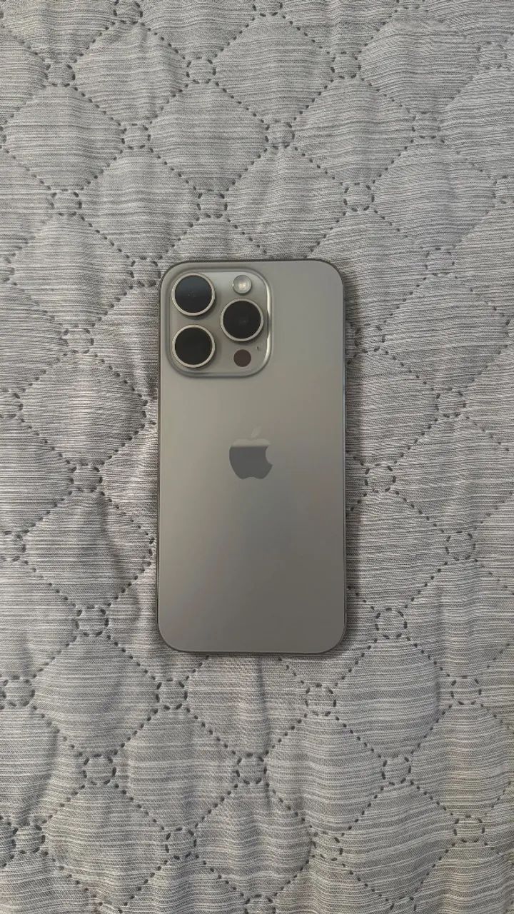 iPhone 15 pro 256 GB