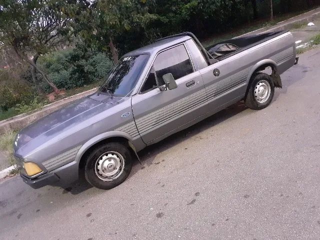 Ford Pampa L 1.6 (álcool) 1988