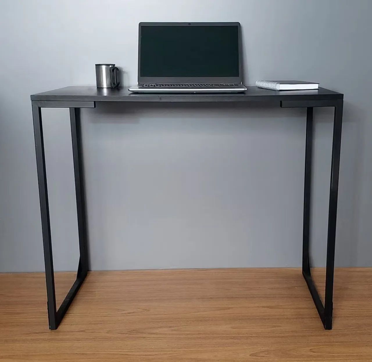 Mesa industrial  para PC e notebook 