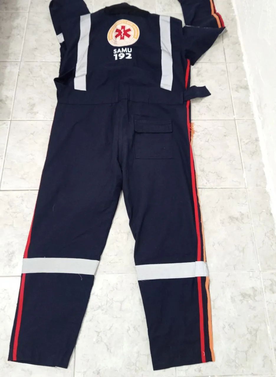 Macacão SAMU original (usado) - Foto 2