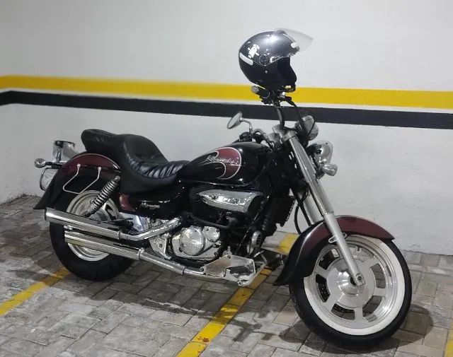 Kasinski Mirage 250 - bem cuidada e com baixa km