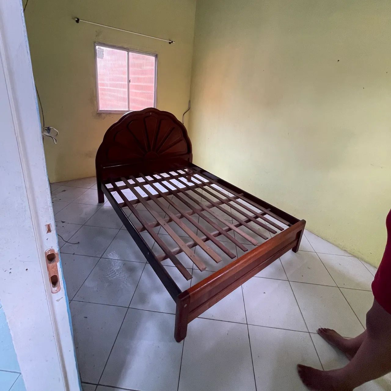 CAMA DE CASAL EM MADEIRA - Foto 3