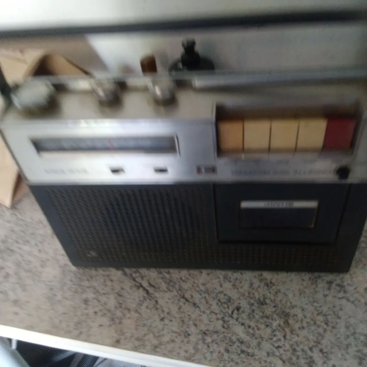 Radio am fm tape cassette 