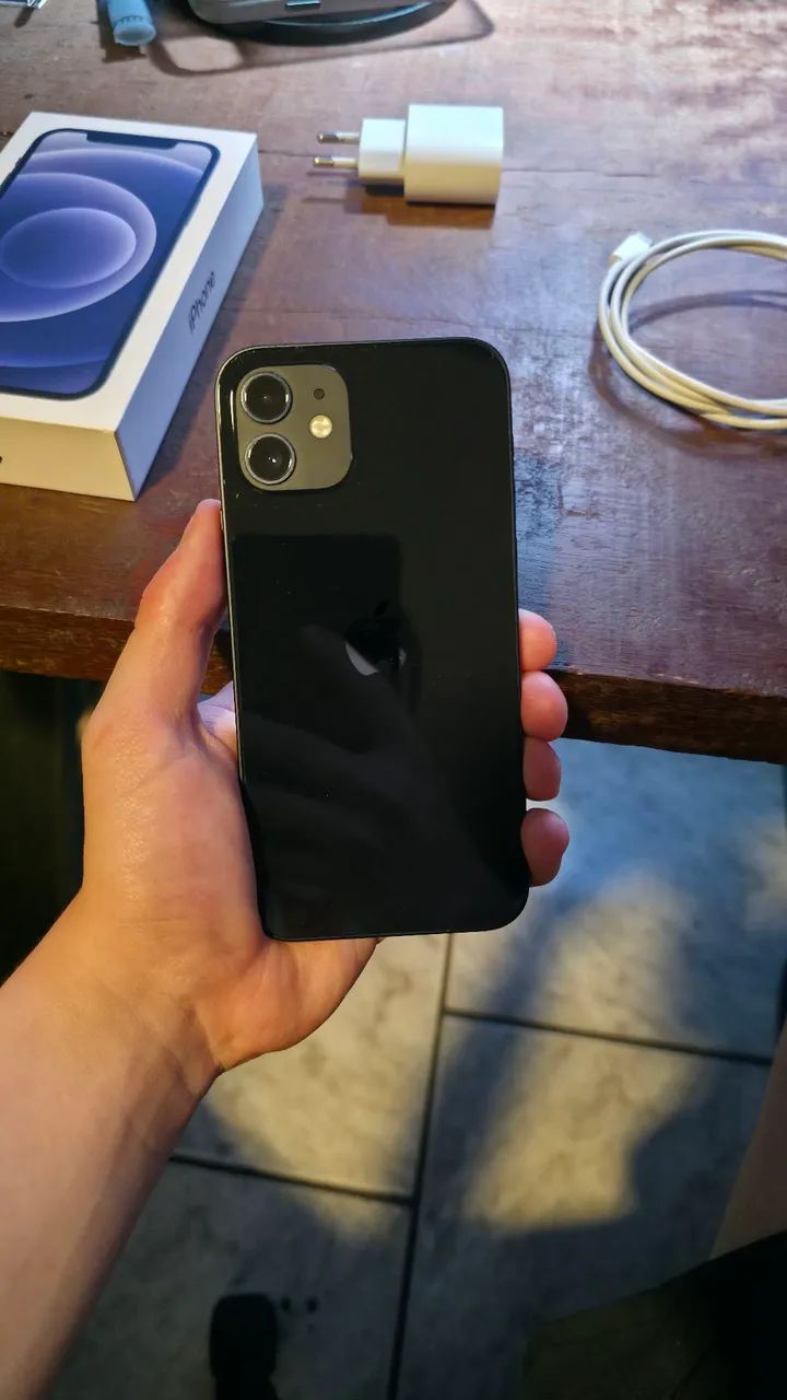 Iphone 12 64gb com carregador e cabo originais - Foto 2