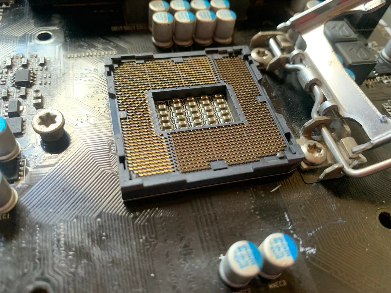 Vendo placa mae intel (GA-Z170M-D3H) no precinho - Foto 4