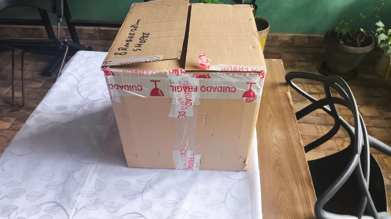 Prato âmbar radical com borda de coração. 28cm - Foto 6