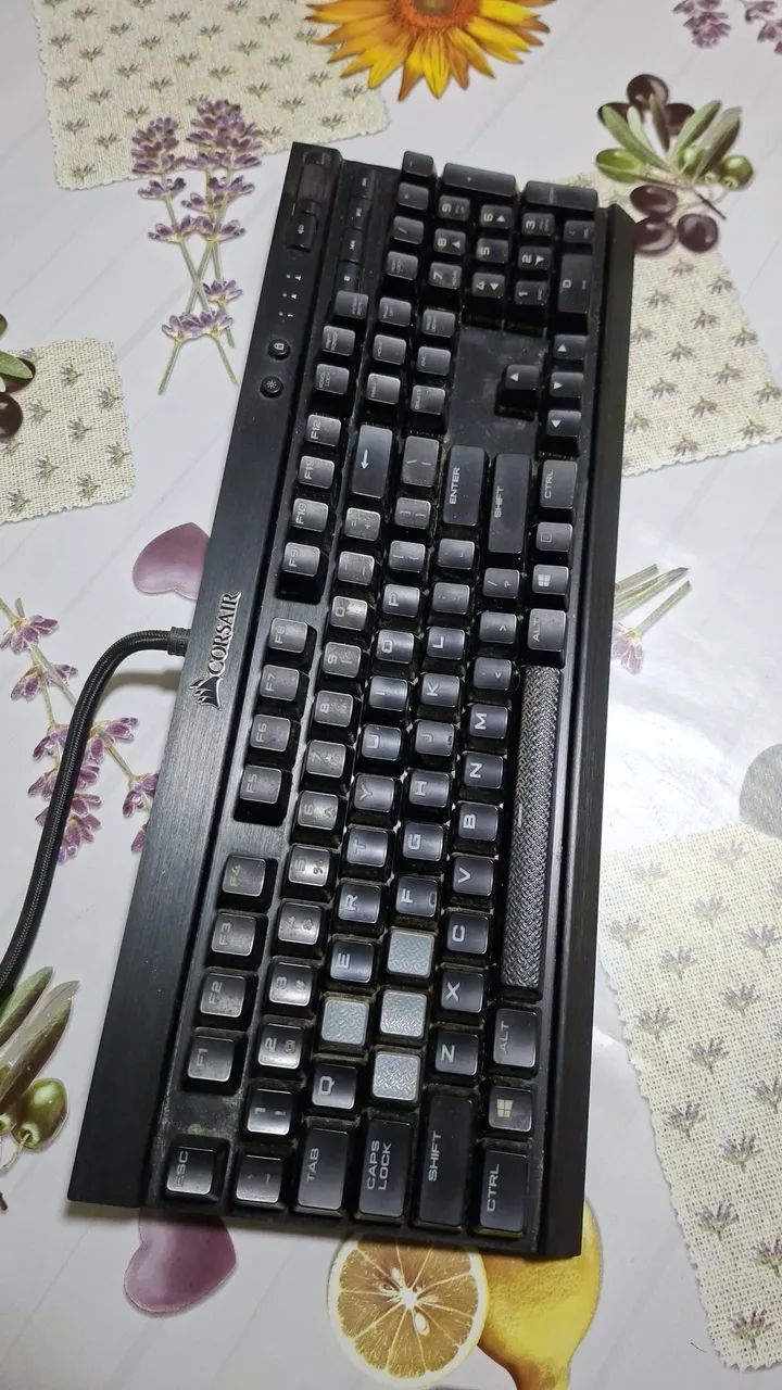 Teclado mecânico corsair - Foto 2