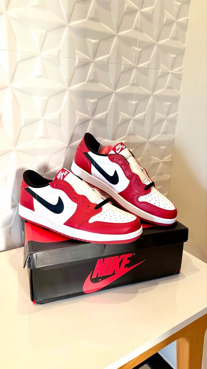 Nike Jordan Low Chicago - Tamanho 42