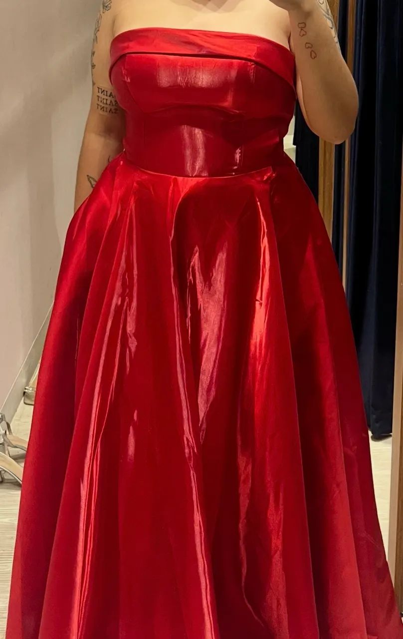 Vende-se vestido 