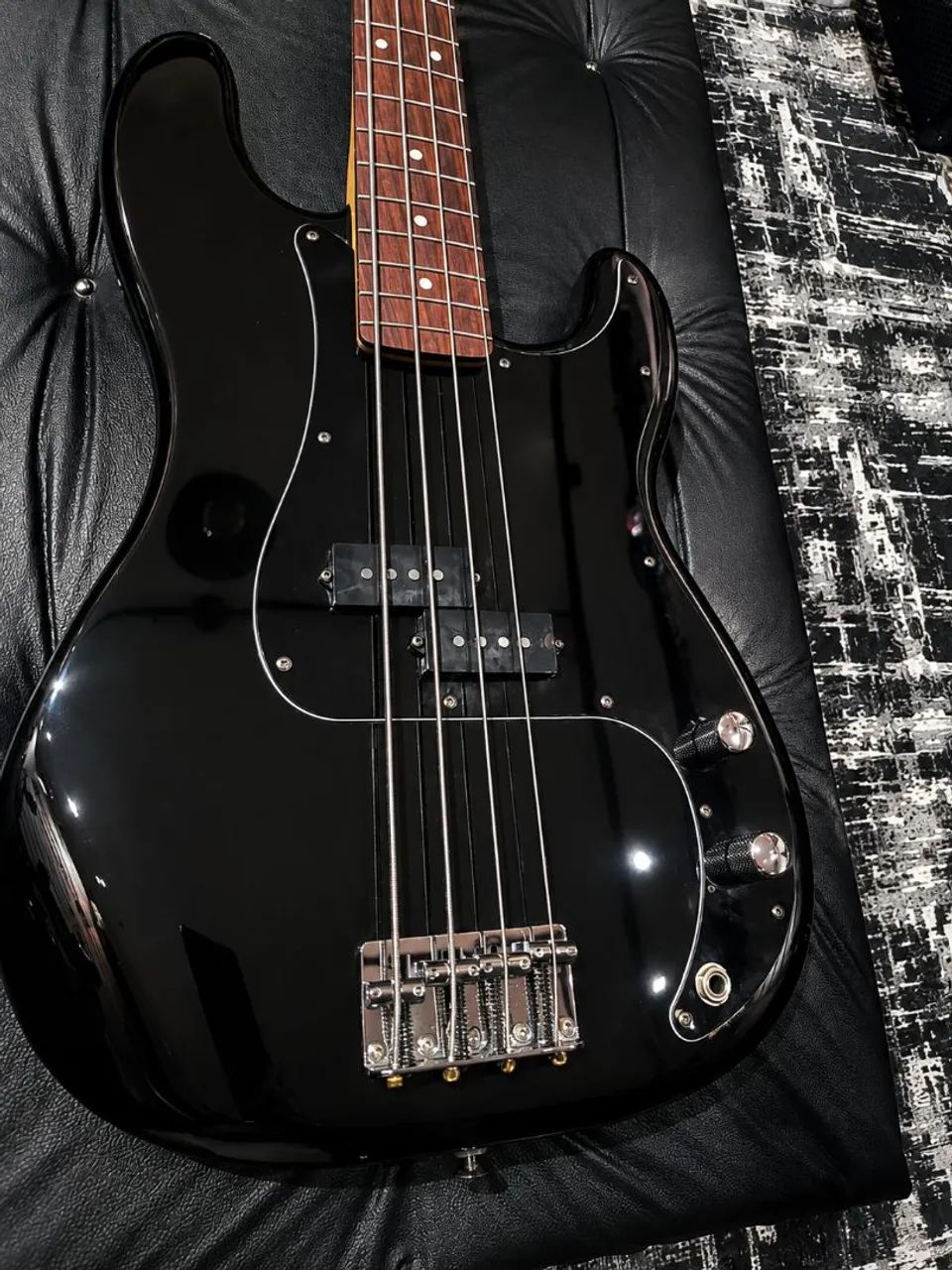 Baixo fender precision player  - Foto 5