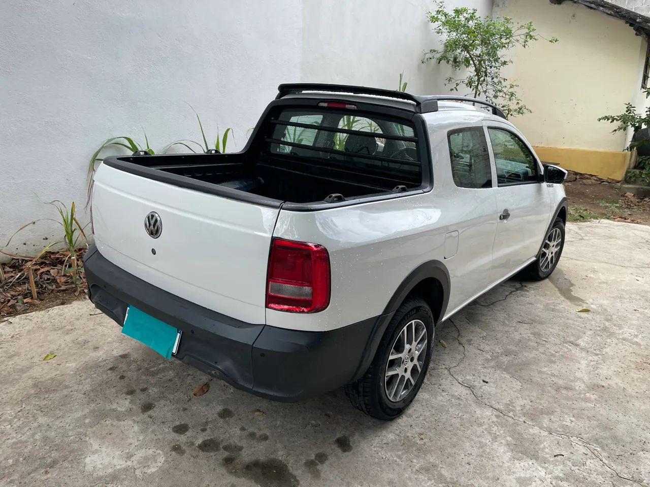 Volkswagen Saveiro Robust 1.6 Total Flex 8V CD 2020 - Foto 2