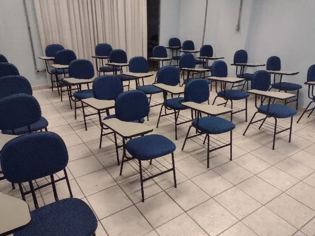 Cadeira universitária  - Foto 2