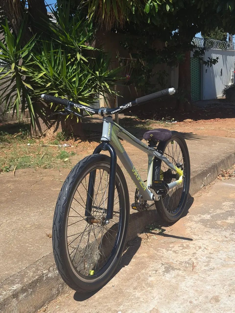 Bicicleta Vikingx Tuff H-35