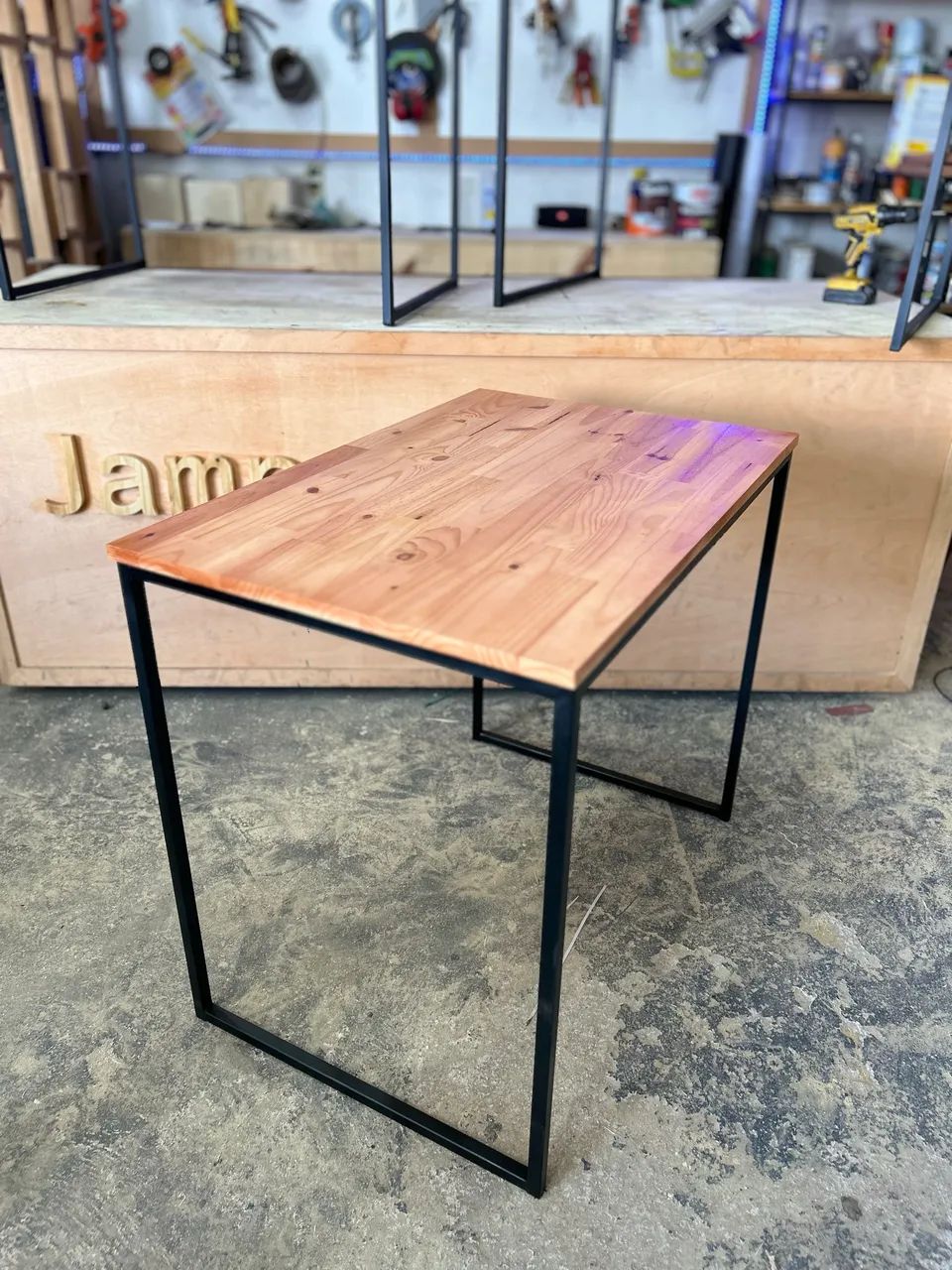 Mesa estilo industrial  - Foto 2