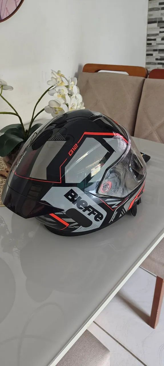 Capacete Bieffe B12 Phanton - Tam 58 - Foto 3