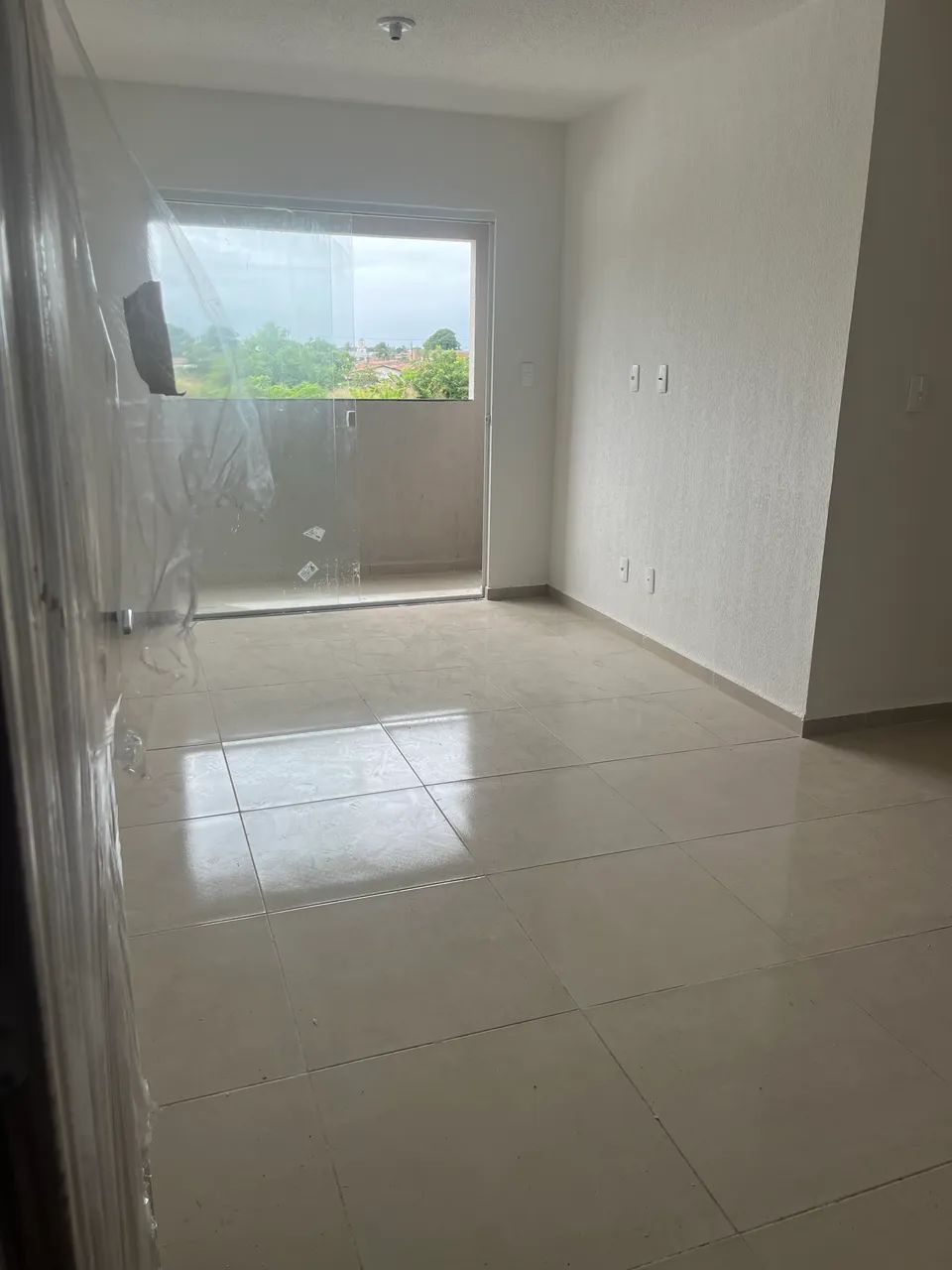 Alugo apartamento no Vieira Diniz