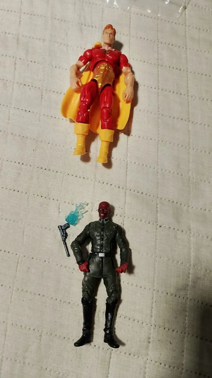 8-pack Avengers' enemies - Foto 4