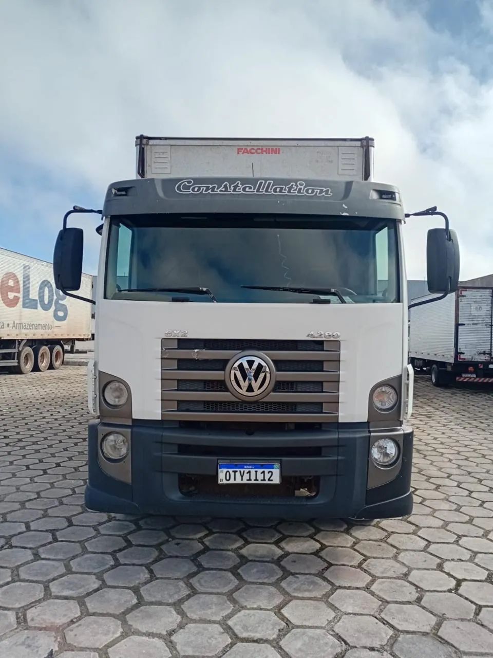 VW 24-280 ano 2013 