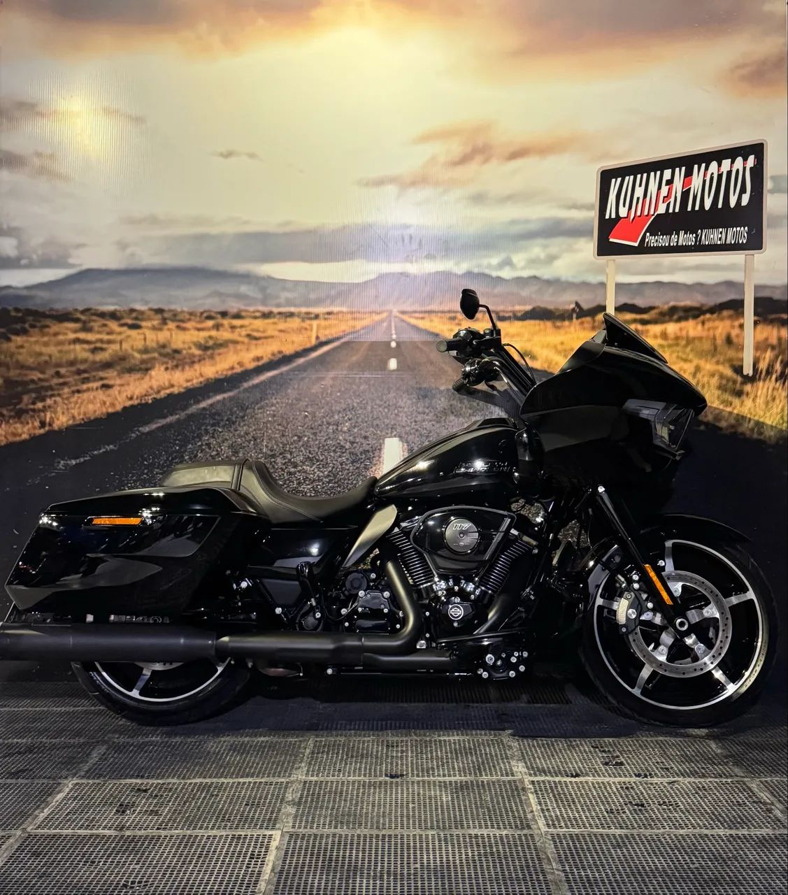 HARLEY-DAVIDSON ROAD GLIDE 2024 Apenas 12.547km - Foto 2