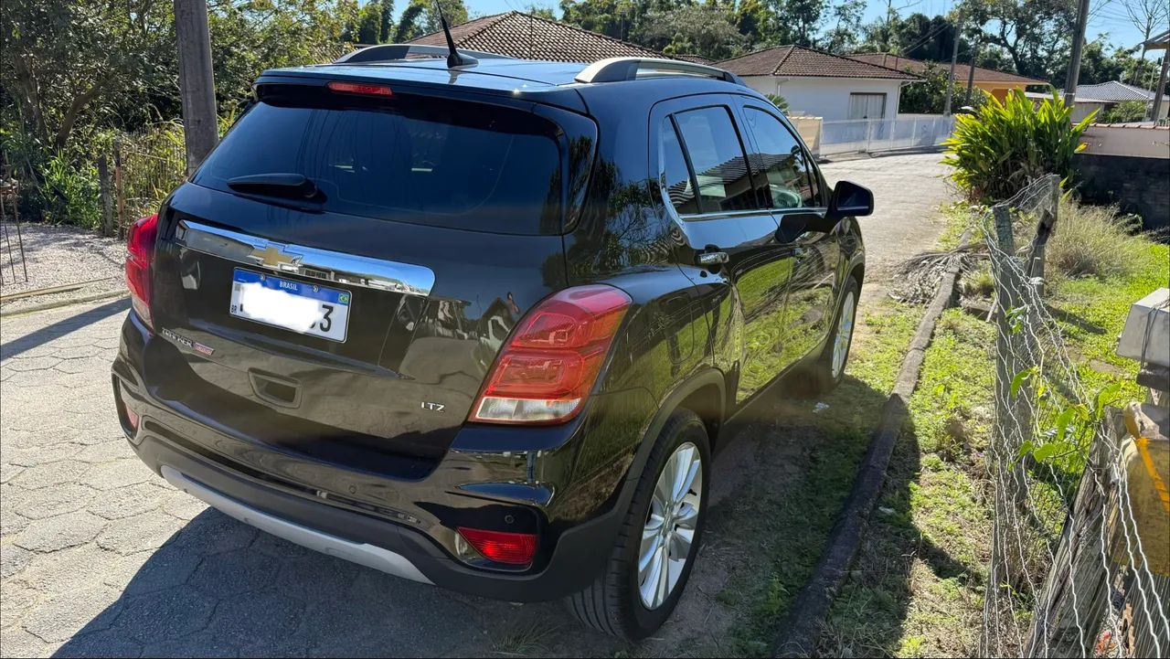 Chevrolet Tracker LTZ 1.4 Turbo 16V Flex 4X2 Aut. 2017 - Foto 4