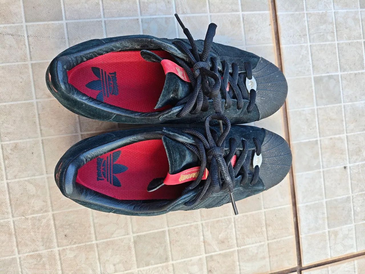 Tênis Adidas Superstar x Thrasher  - Foto 4