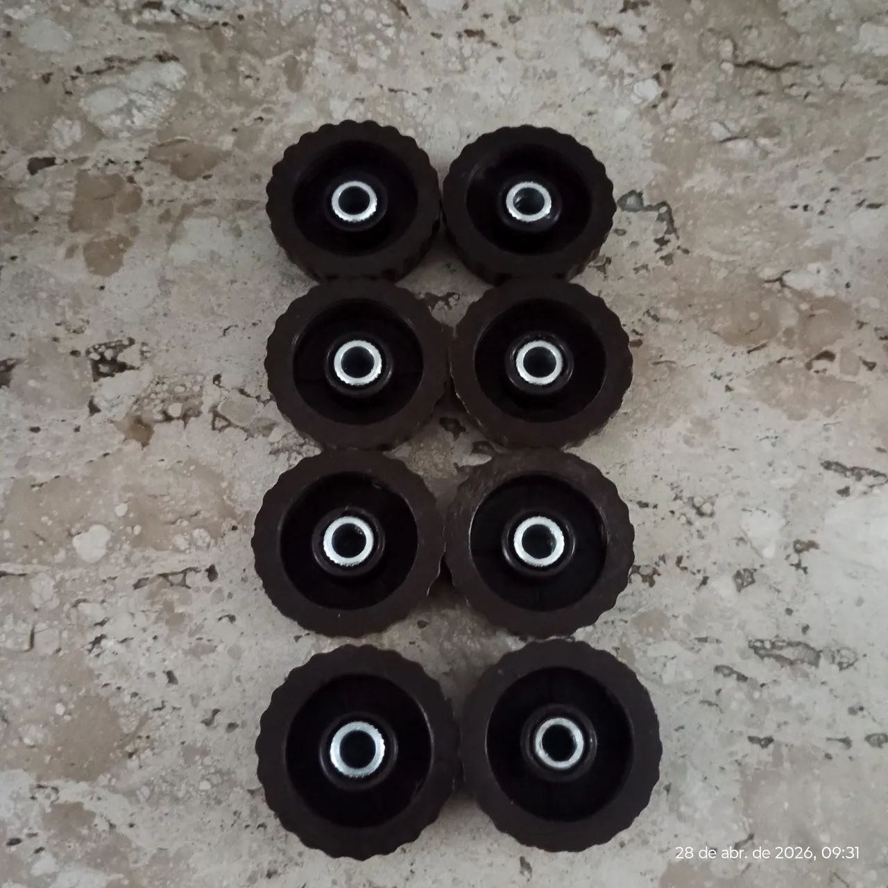 8 Knobs novos para rádio Semp PT-76 ou antigos - Foto 2