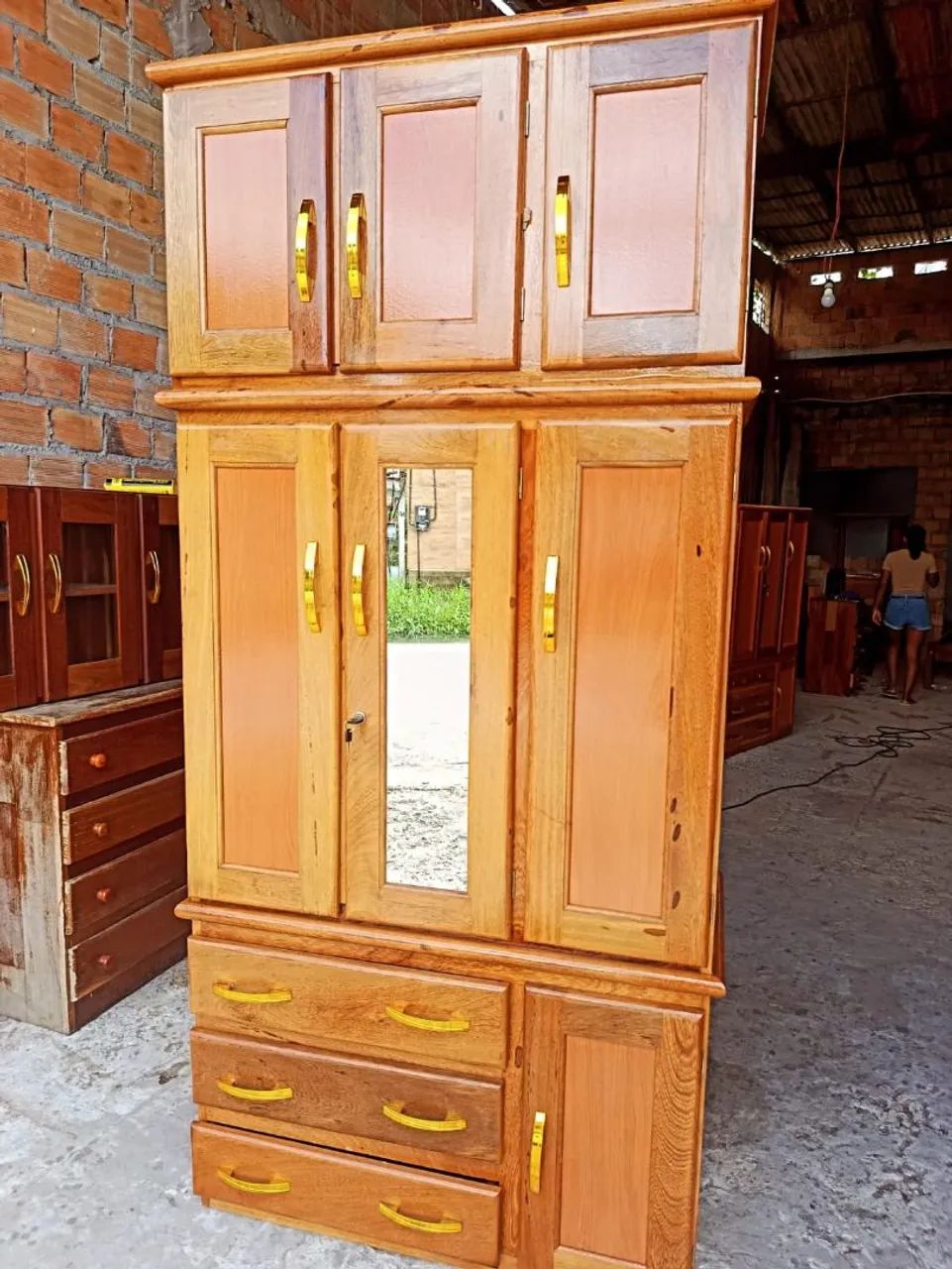 Guarda roupa de solteiro madeira Angelim! - Foto 3