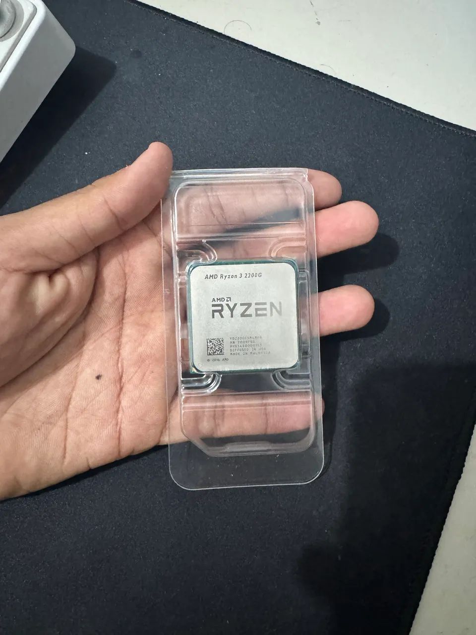 Ryzen 3 2200G - NOVO 