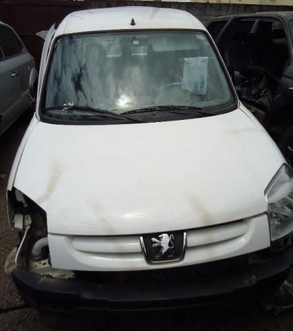 Peças usadas Peugeot Partner Furg. 1.6 16V Flex 2011 manual