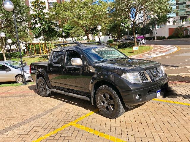 Nissan Frontier 2.5 LE 4x4 Automática Impecável - Foto 2