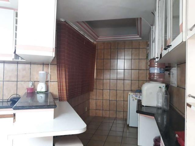 Casa com 8 Quartos à Venda - Foto 12