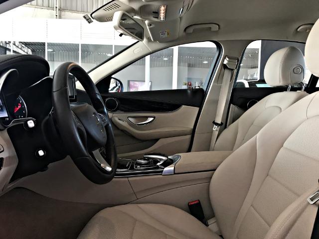 Mercedes Benz C180 Exclusive 1.6 Turbo. Cinza 2017/2018 - Foto 6