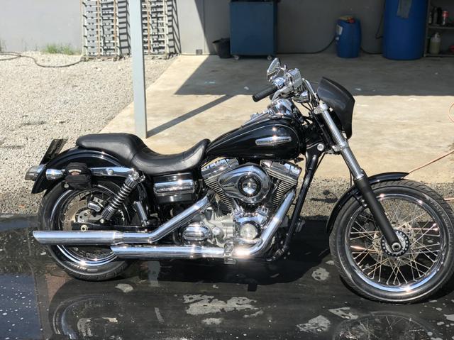 Harley Dyna 14.000km 2009