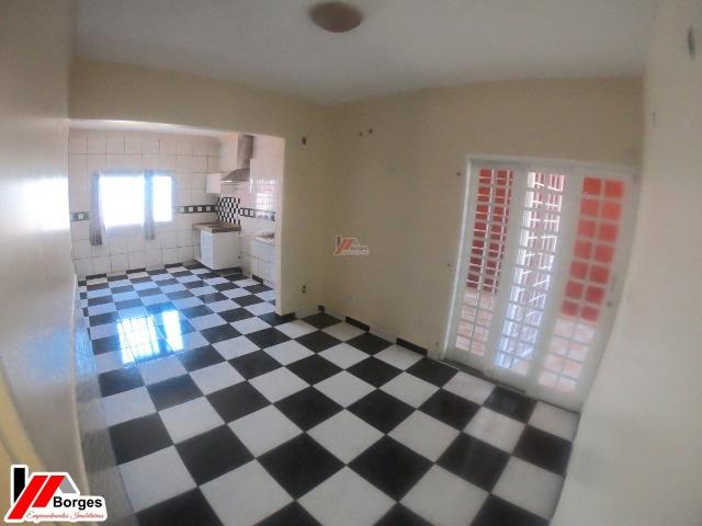 Casa Com 03 Quartos Próximo A Avenida Pedro Neiva De Santana - Foto 14