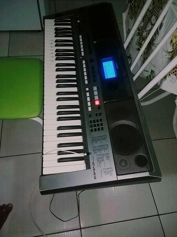 Teclado Yamaha psr 443 - Foto 2
