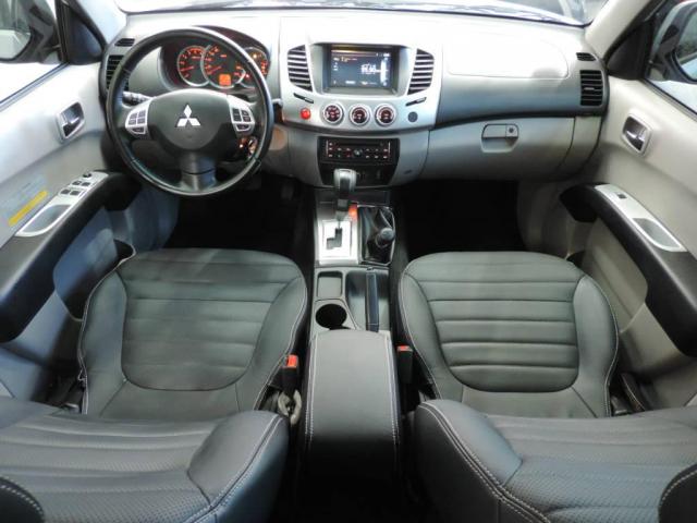 Mitsubishi L200 Triton TRITON 3.2 HPE 4X4 AUT. - Foto 13