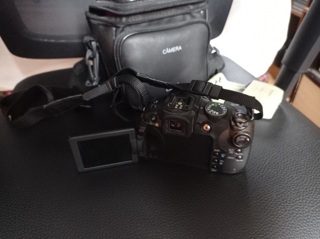 Câmera Canon Semi Profissional Power Shot S5 is - Foto 3